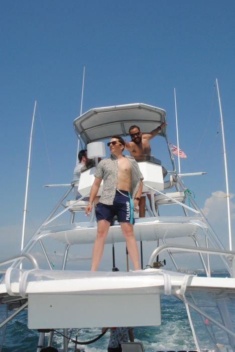 Guests on the bow on the way to a snorkeling stop